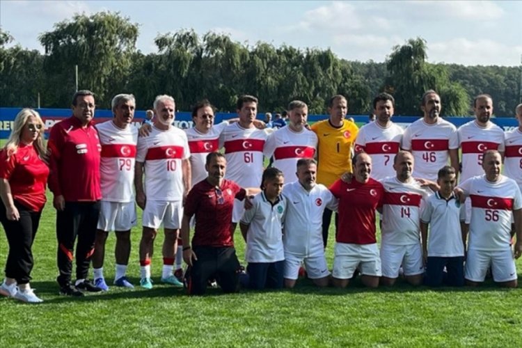 TBMM Futbol Takımı, Romanya'daki turnuvada ikinci oldu