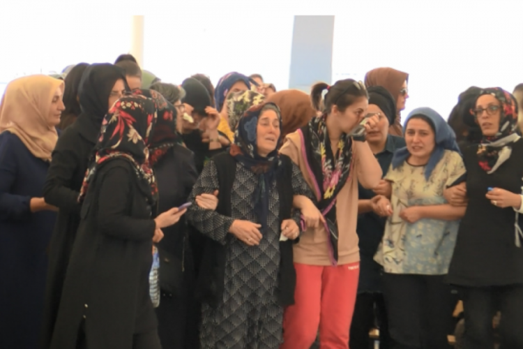 10 yaşındaki oğlunu vurup intihar etmişti! Eşine ''&Ouml;ld&uuml;receğim'' diye mesaj atmış