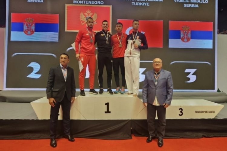 Uluslararası organizasyonlarda Bursa B&uuml;y&uuml;kşehir Belediyespor Kul&uuml;b&uuml; sporcularından madalya yağmuru devam ediyor