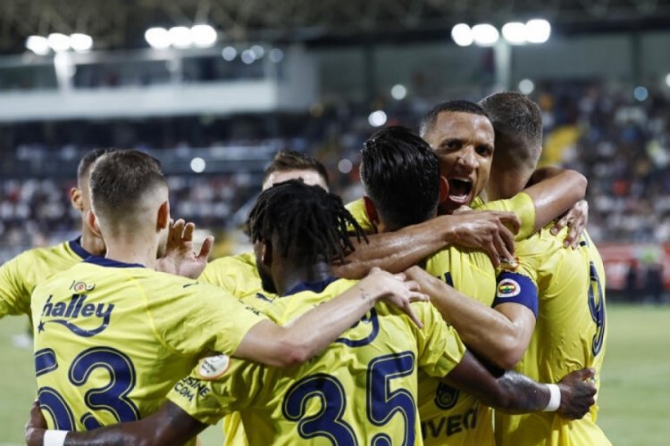 Fenerbah&ccedil;e, 14 sezon sonra ligde ilki başardı