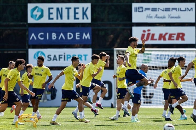 Fenerbah&ccedil;e, Başakşehir ma&ccedil;ı hazırlıklarına ara vermeden başladı