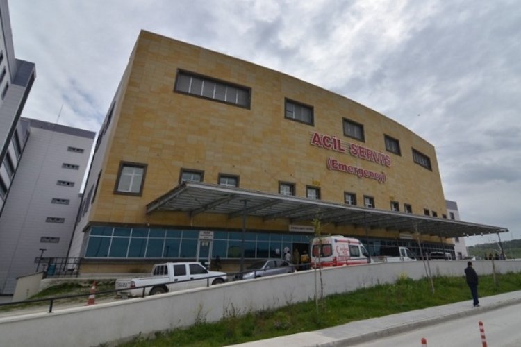 &Ccedil;orum'da akrabalar arasındaki tartışmada kan aktı