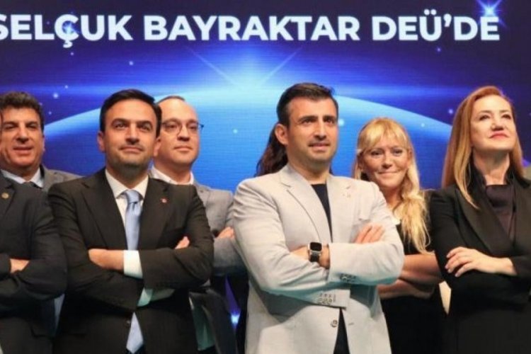 Sel&ccedil;uk Bayraktar, TEKNOFEST &ouml;ncesi &ouml;ğrencilerle buluştu