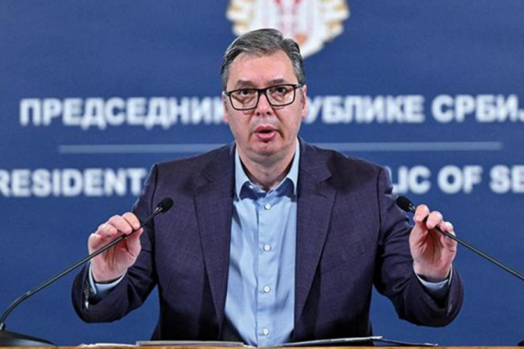 Sırbistan Cumhurbaşkanı Vucic'ten KFOR talebi