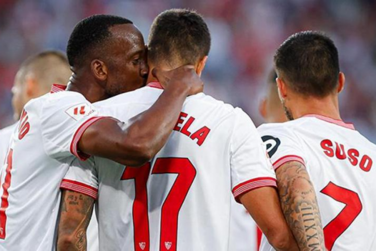 Sevilla, Almeria'nın kalesine 5 gol attı
