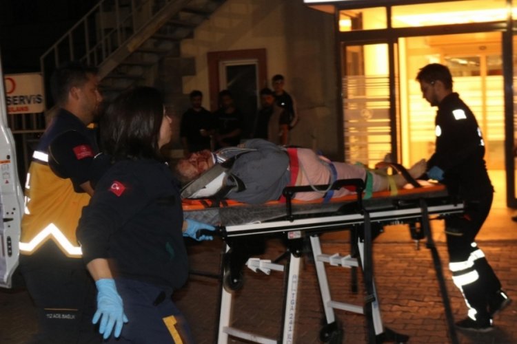 Eski kayınpederi ile kayınvalidesini darbederken 5. kattan d&uuml;ş&uuml;p &ouml;ld&uuml;