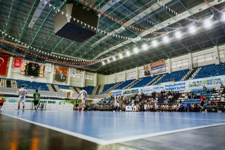 Sakarya B&uuml;y&uuml;kşehirli sporcular milli takımda