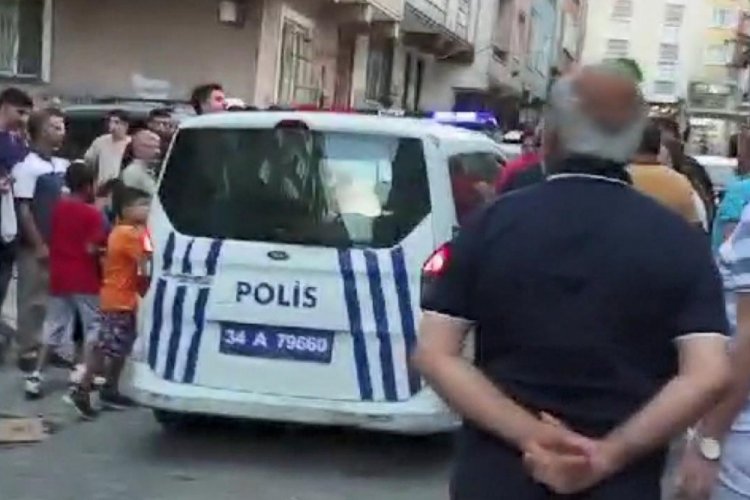 İstanbul'da kadının fotoğrafını &ccedil;ekti: Mahalleli tarafından darp edildi