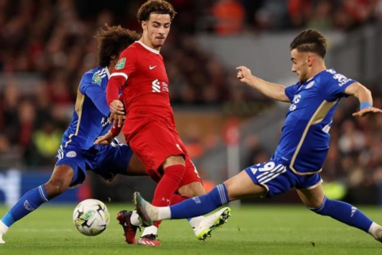 Yunus Akg&uuml;n'&uuml;n asisti Leicester'a yetmedi