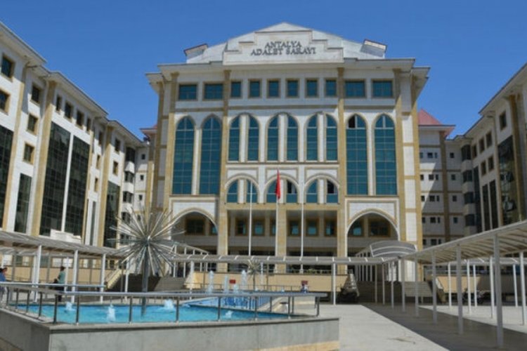 Antalya'da Adli Emanet Memurluğu'ndan 6 kilo kokain &ccedil;alındı