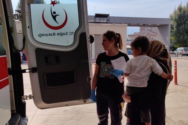 Bursa'da 2 yaşındaki &ccedil;ocuk &ccedil;ivi yuttu