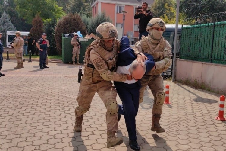 Bursa'da Terkinler &ccedil;etesinin &uuml;yeleri adliyeye getirildi! "&Ccedil;ok g&uuml;zel reklam yaptınız bizi"