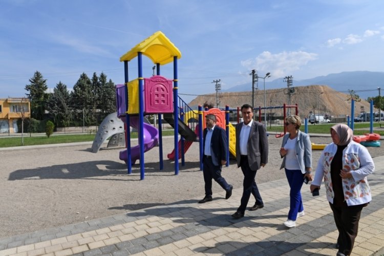 Osmangazi Belediyesi parkları yenilemeye devam ediyor