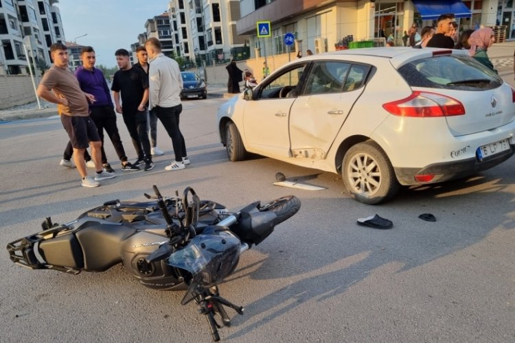 Bursa'da trafik kazası! 2 yaralı