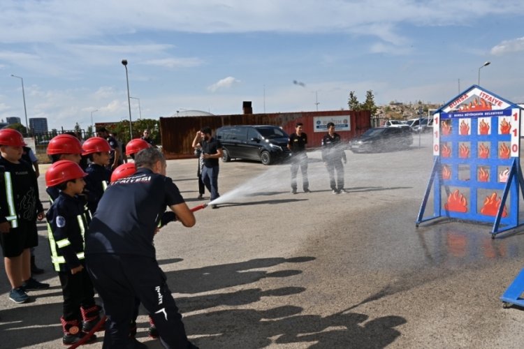 Bursa B&uuml;y&uuml;kşehir belediyesi itfaiyenin 309. yılını kutladı