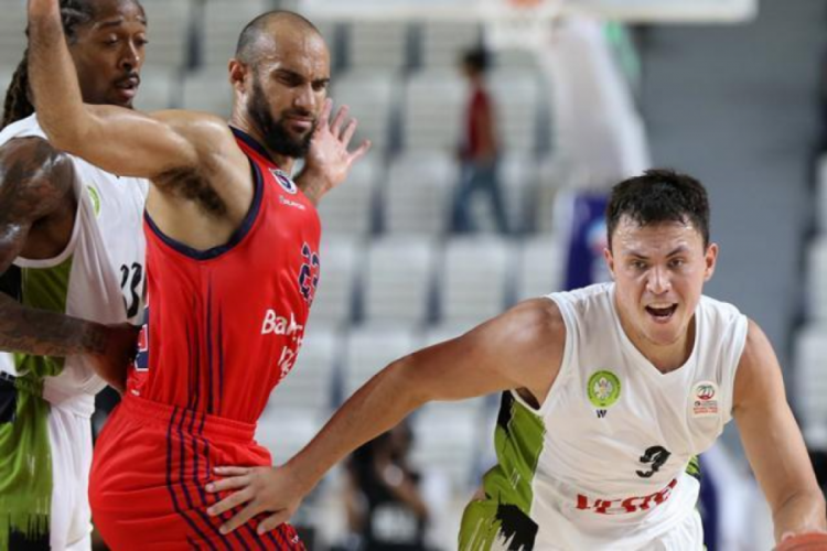 Manisa B&uuml;y&uuml;kşehir Belediyespor, Bah&ccedil;eşehir Koleji'ni 90-88 mağlup etti