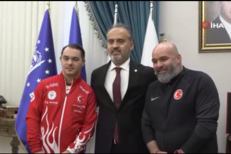Başkan Aktaş, &ouml;zel şampiyonları ağırladı