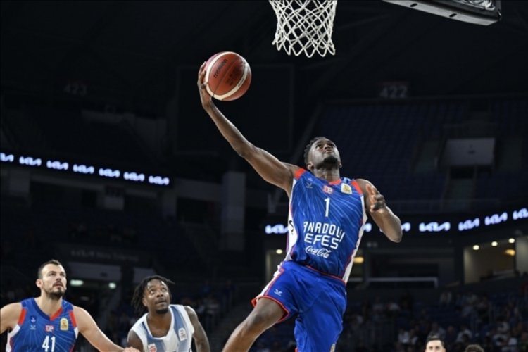 Anadolu Efes, Onvo B&uuml;y&uuml;k&ccedil;ekmece Basketbol'u 89-78 mağlup etti