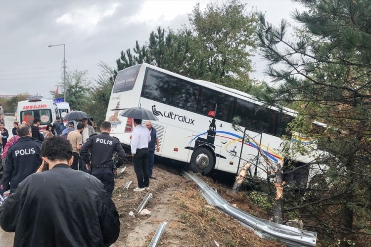 Bursa'da Otobüs Yoldan çıktı! - Bursa Haberleri - Bölge Haberleri ...