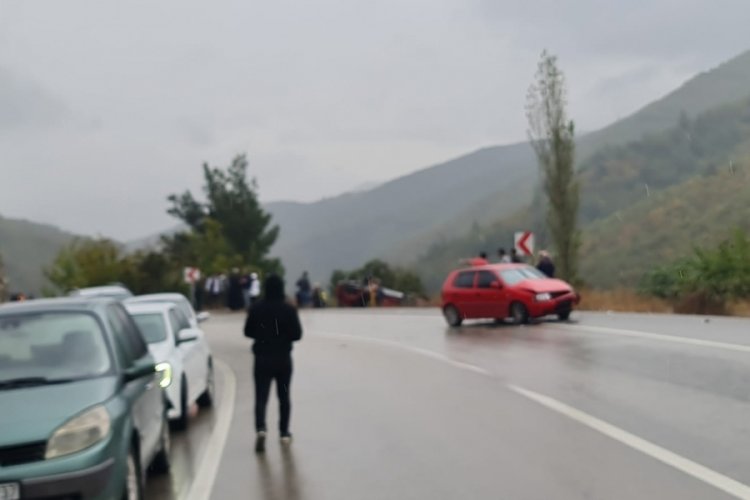 Bursa Keles yolunda feci kaza! 5 kişi yaralandı