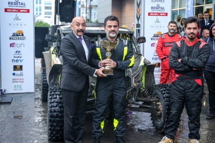Bursa'da yapılan T&uuml;rkiye Baja Şampiyonası'nın ikinci ayağı "Baja Resital" tamamlandı