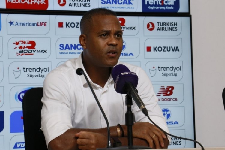 Patrick Kluivert: &Ccedil;ok memnun olduğum bir sonu&ccedil; aldık