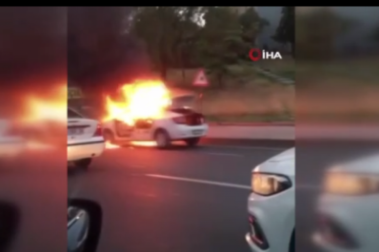 Ankara'da otomobil alev alev yandı!