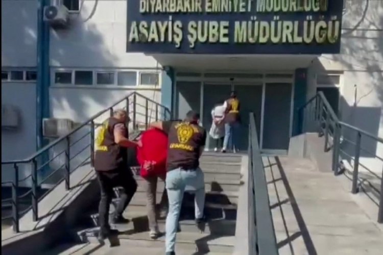Diyarbakır'da ara&ccedil; hırsızlığı yapan 3 ş&uuml;pheli tutuklandı!