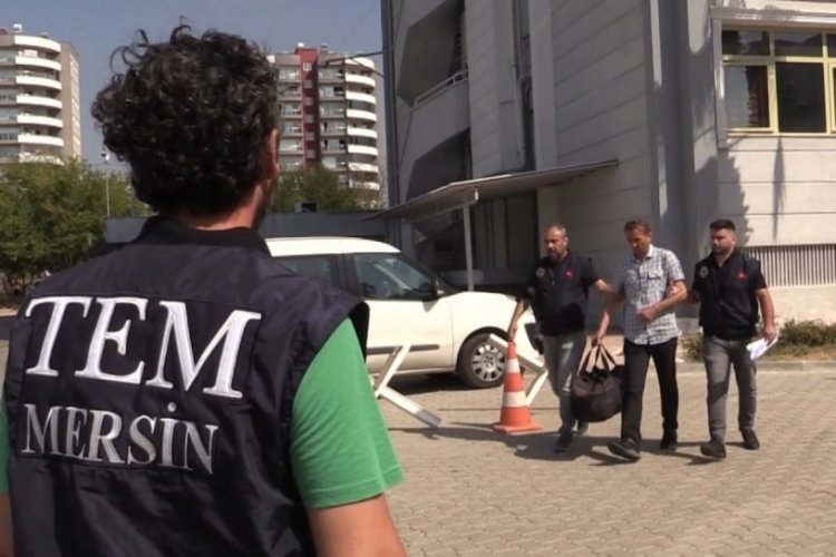 Mersin'de FET&Ouml;/PDY &uuml;yesi eski emniyet amiri yakalandı!