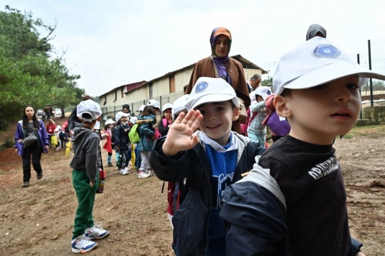 Ana Kucağı'nda 'doğada bir g&uuml;n'