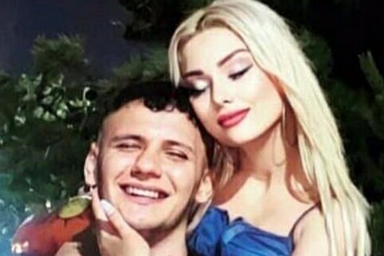 Şakalaşırken erkek arkadaşını &ouml;ld&uuml;rd&uuml;; tutuklandı