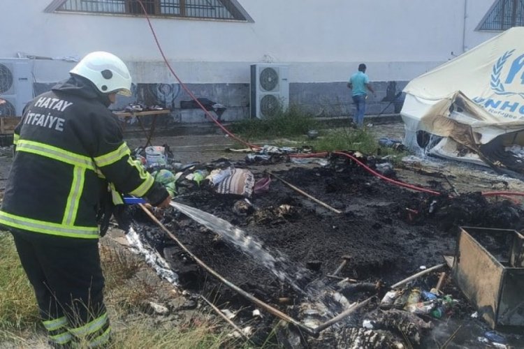 Hatay'da &ccedil;adırda yangın &ccedil;ıktı! Kullanılamaz hale geldi