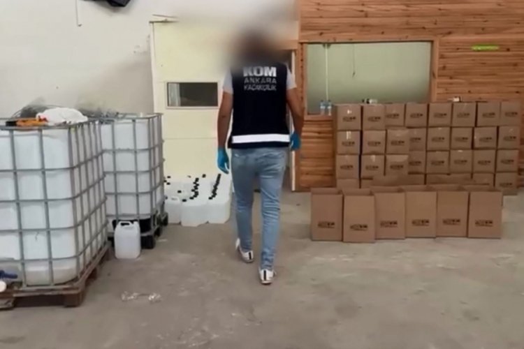 Ankara'da ka&ccedil;ak&ccedil;ılık operasyonunda 3.8 milyon tl değerinde ka&ccedil;ak &uuml;r&uuml;n ele ge&ccedil;irildi