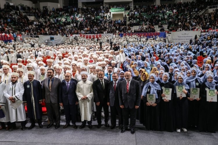 Diyanet İşleri Başkanı Ali Erbaş, Bursa'da toplu icazet merasimine katıldı