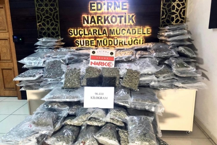 Edirne'de uyuşturucu taşıyan TIR şof&ouml;r&uuml;ne ağır hapis cezası