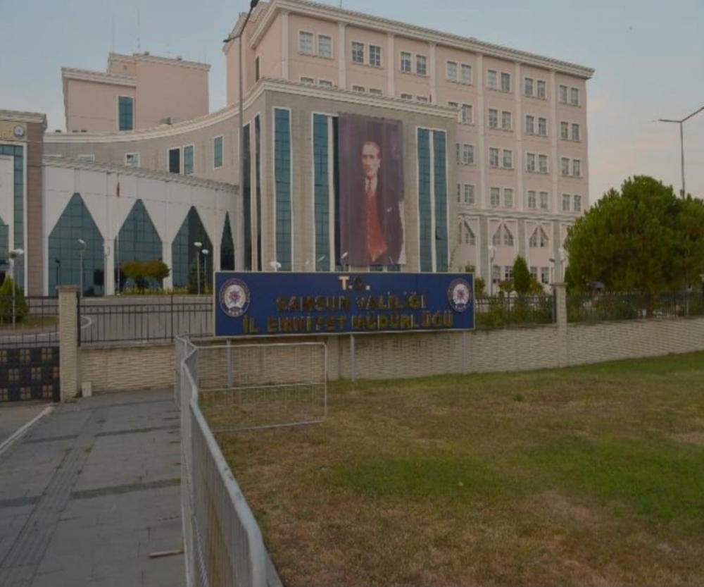 Samsun'da farklı su&ccedil;lardan aranan 17 kişi yakalandı