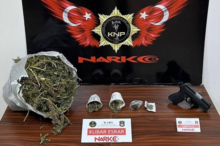 Kars'ta uyuşturucu operasyonu! 3 zanlı tutuklandı