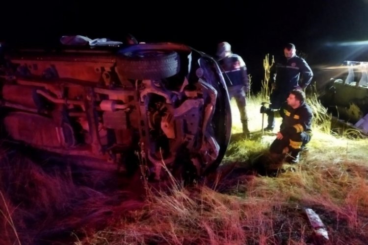 Erzurum'un Pazaryolu'nda trafik kazası; 3 yaralı