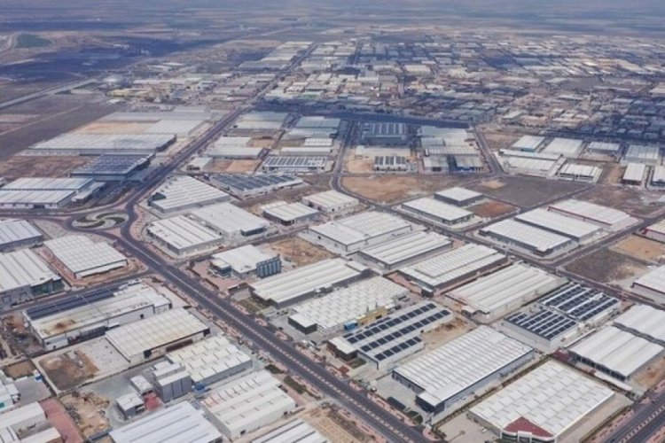 Deprem b&ouml;lgesinde yeni sanayi alanları y&uuml;kseliyor