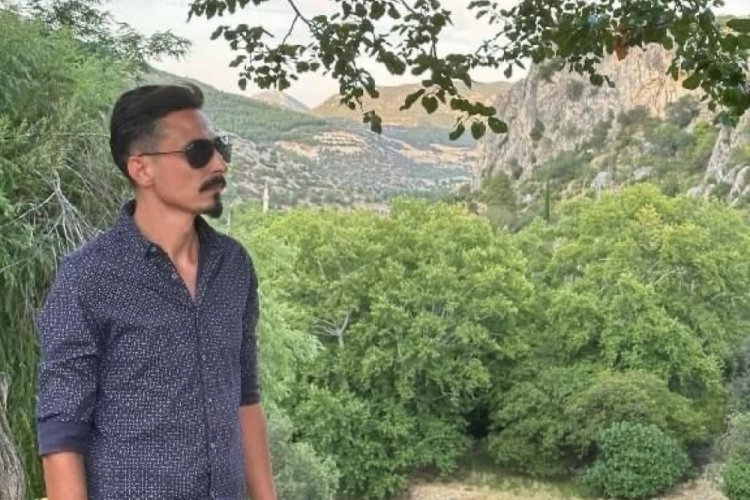 Birlikte ava gittiği arkadaşını domuz sanarak &ouml;ld&uuml;rd&uuml;