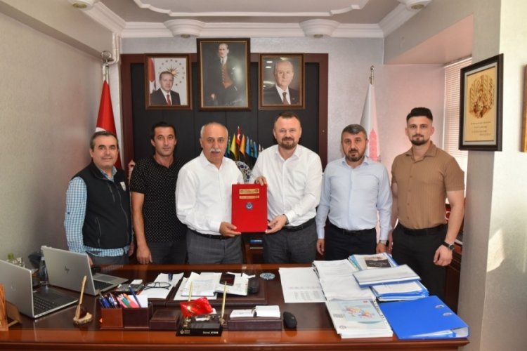 Bursa'da Başkan Aydın, personeli enflasyona ezdirmediklerini ifade etti