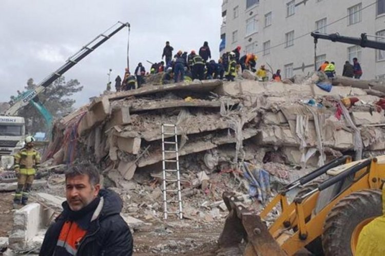 Diyarbakır'da depremde yıkılan Hisami Apartmanı'nın 2 m&uuml;teahhidi i&ccedil;in istenen ceza belli oldu