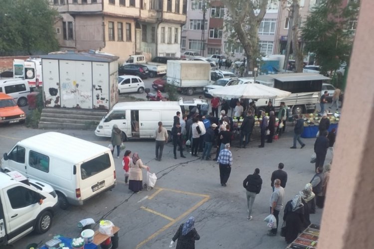 K&uuml;tahya'da pazarda park yeri tartışmasında kan aktı