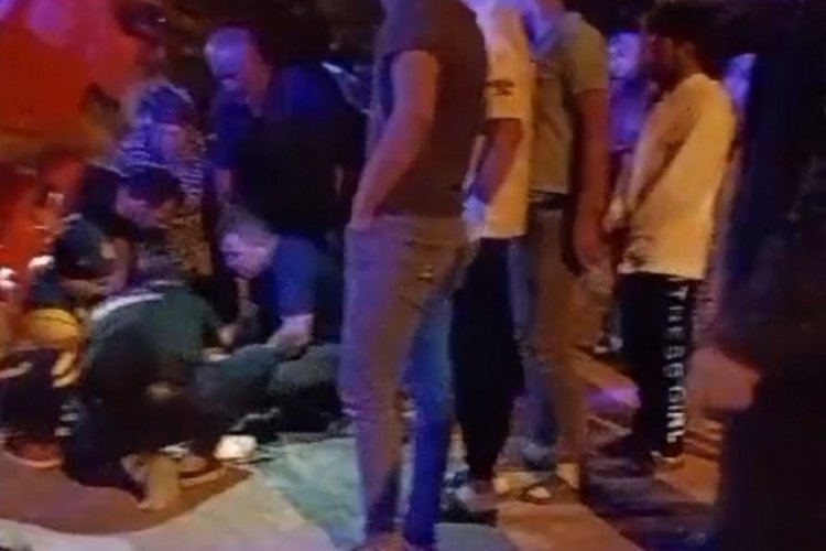 K&uuml;tahya'da otomobil şarampole devrildi: 1 yaralı