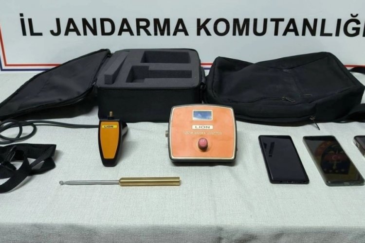 Siirt'te izinsiz kazı operasyonunda 3 ş&uuml;pheli yakalandı