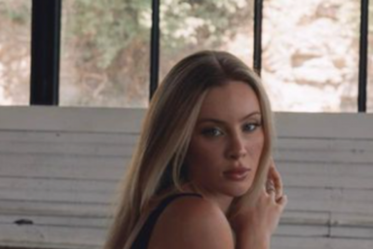 Daisy Keech sonbahar havasına girdi!