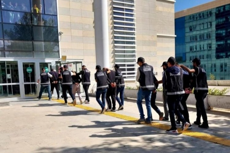 Elazığ polisinden operasyon: 5 g&ouml;zaltı