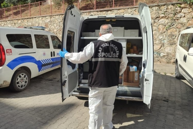 Bursa'da 52 yaşındaki kadın kız kardeşi tarafından evinde &ouml;l&uuml; bulundu!