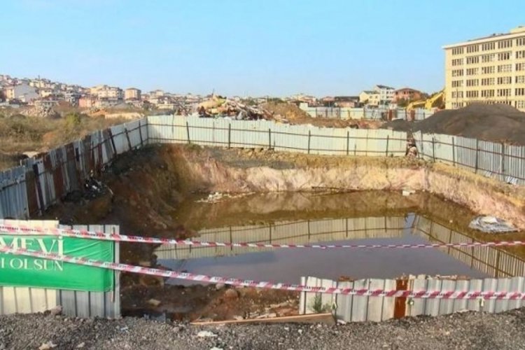 3 kardeş inşaat temelinde &ouml;l&uuml; bulunmuştu! Acılı baba isyan etti