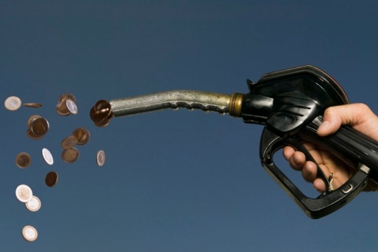 Benzine 1 lira 14 kuruş indirim geldi